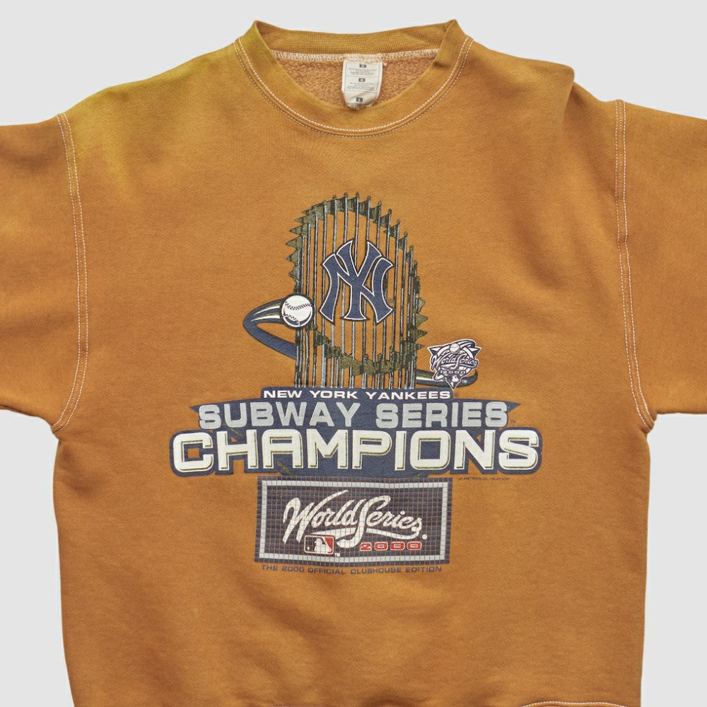 New York Yankees 2000 Pullover Sweatshirt - MLB