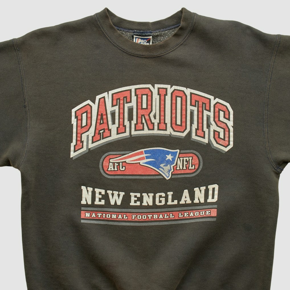 New England Patriots Pro Player 90s Pullover Sweatshirt Charcoal Vintage | Fanatics