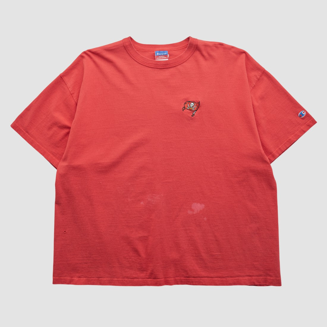 Tampa Bay Buccaneers Champion 2000s T-shirt Red Vintage | Fanatics