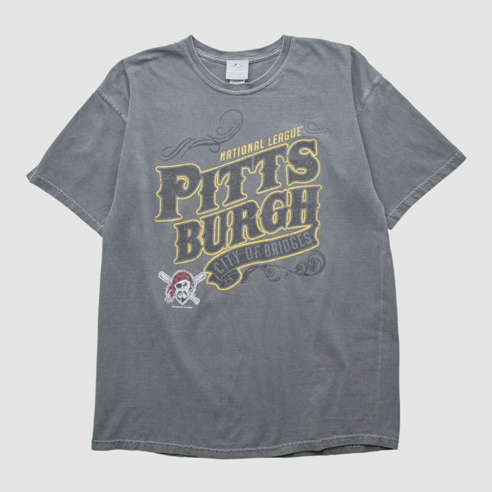 Pittsburgh Pirates Genuine Merchandise 2000s T-shirt - MLB