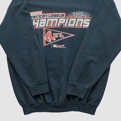Boston Red Sox 2004 Pullover Sweatshirt - MLB
