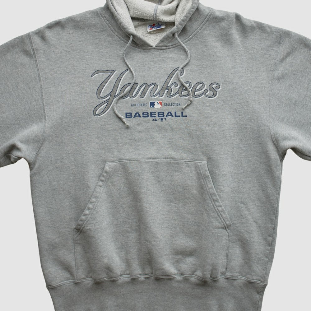 New York Yankees Majestic 2000s Hooded Pullover Sweatshirt - MLB