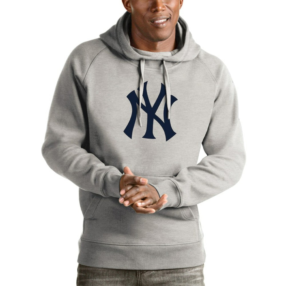 New York Yankees Antigua Victory Pullover Hoodie - MLB