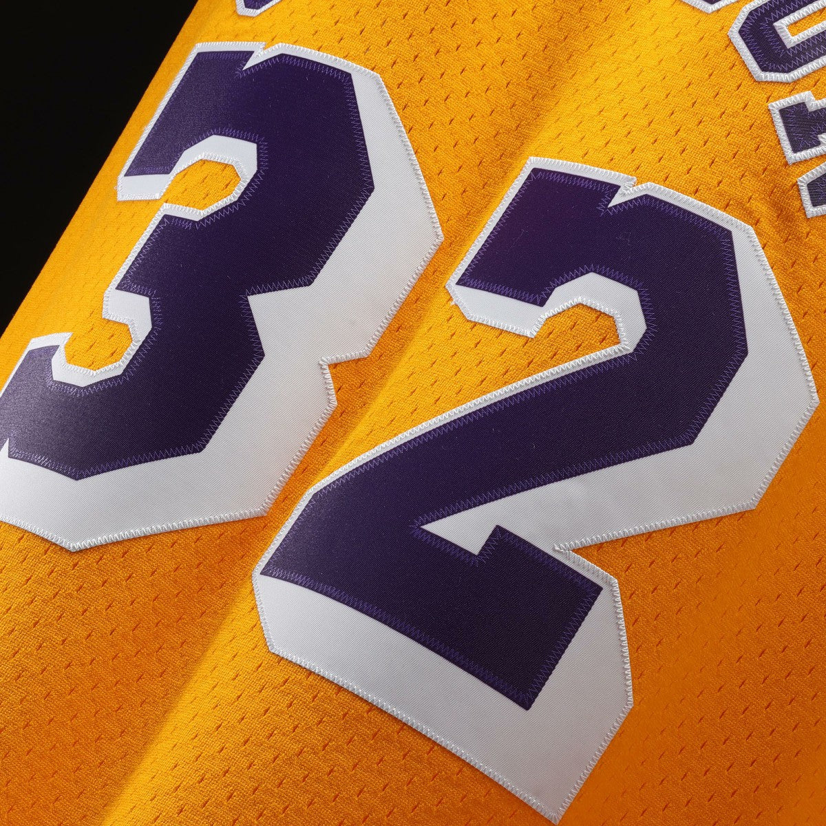 Magic Johnson Los Angeles Lakers 1984/85 Hardwood Classics Swingman Jersey Gold - NBA