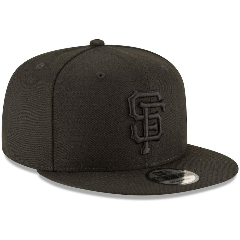 San Francisco Giants New Era Black on Black 9FIFTY Team Snapback Adjustable Hat - MLB