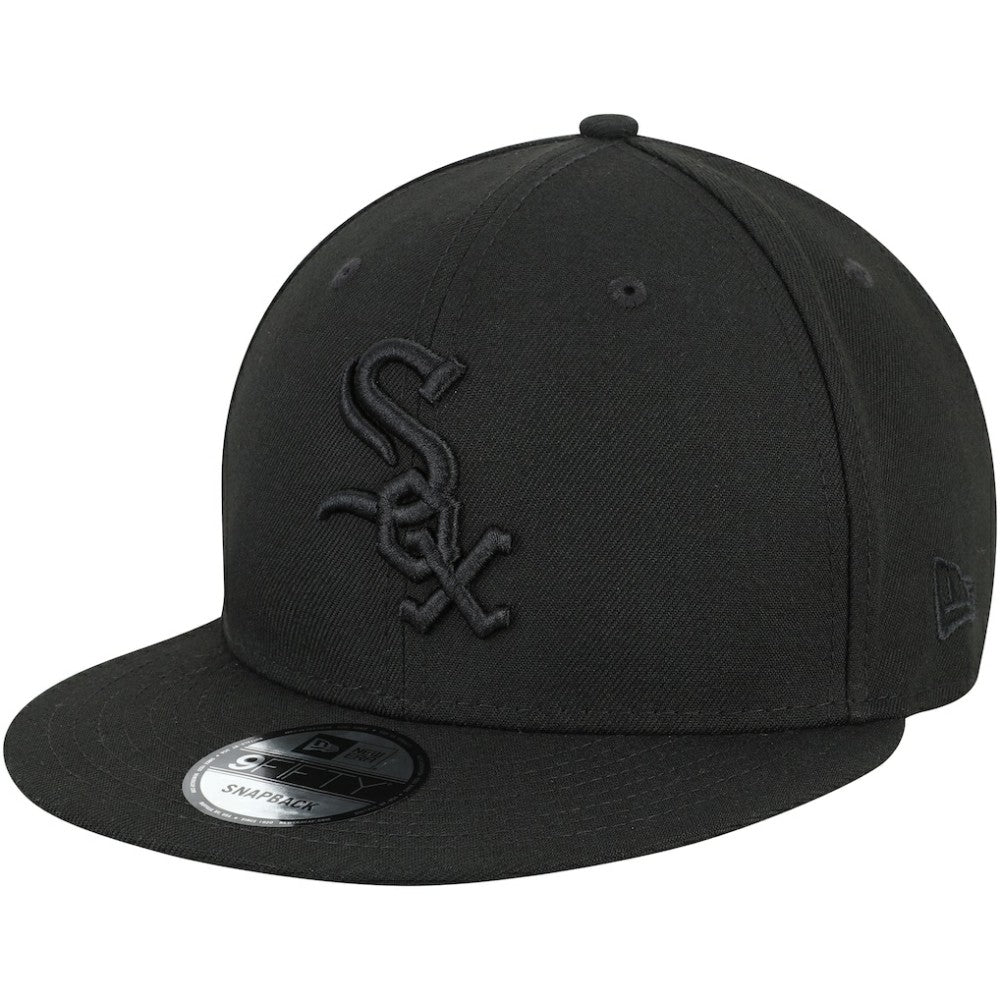 Chicago White Sox New Era Black on Black 9FIFTY Team Snapback Adjustable Hat - MLB