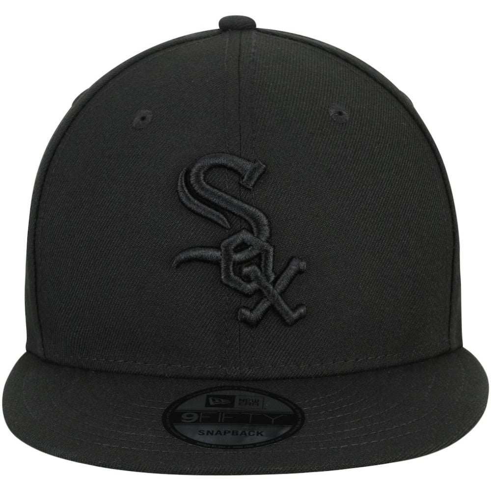 Chicago White Sox New Era Black on Black 9FIFTY Team Snapback Adjustable Hat - MLB