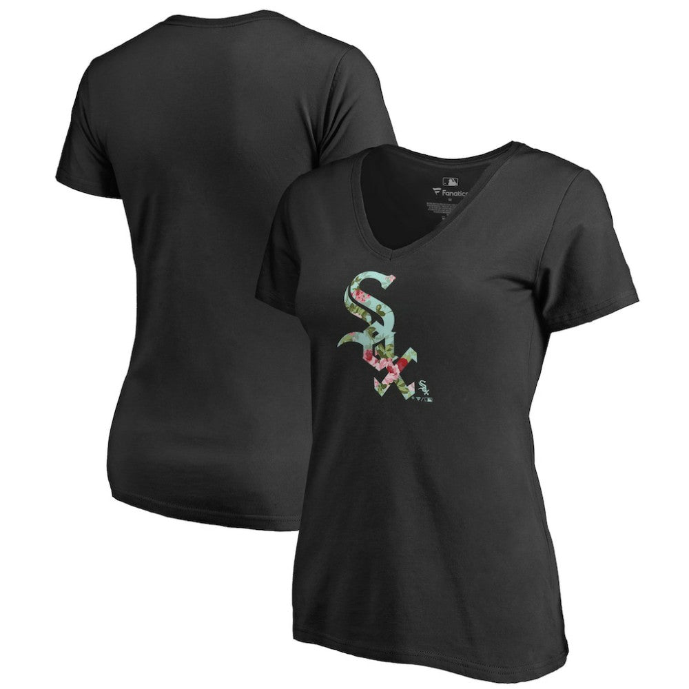 Chicago White Sox Women's Lovely V-Neck T-Shirt - MLB