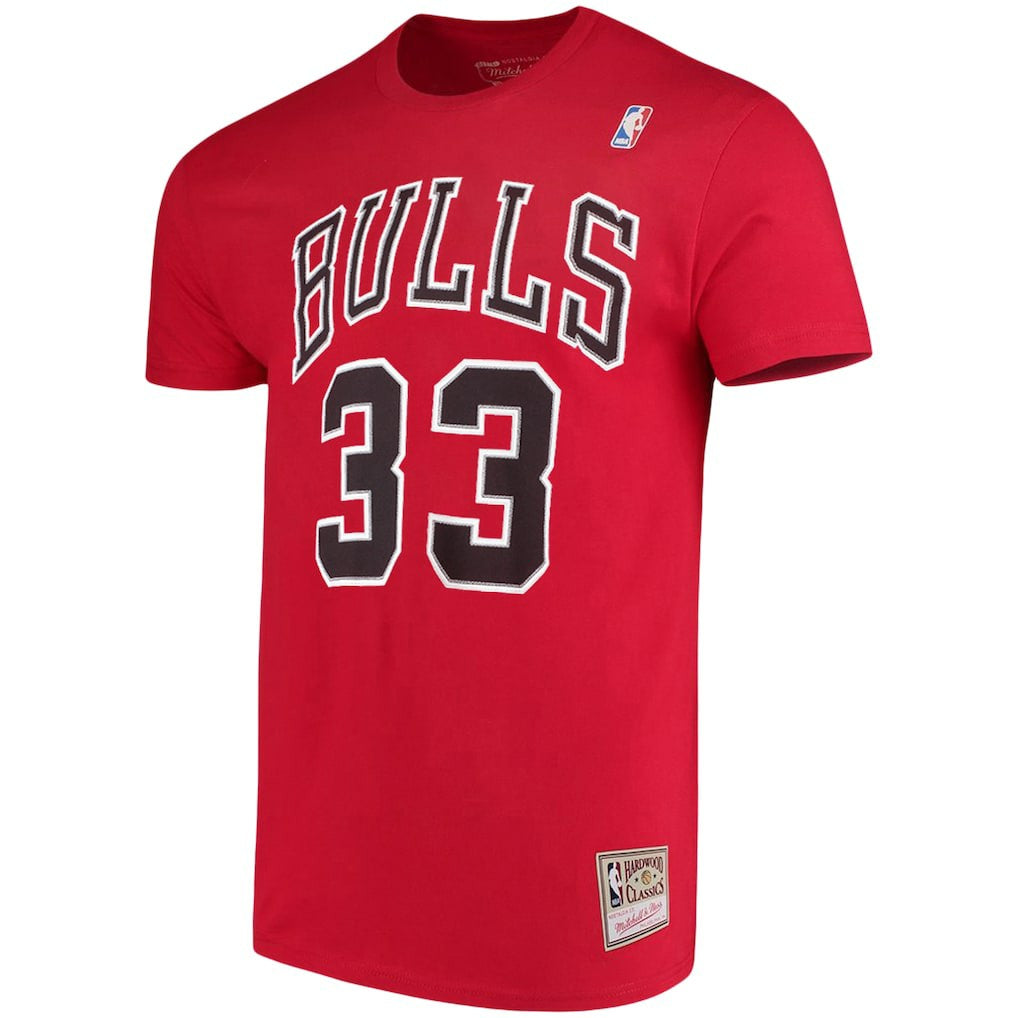 Scottie Pippen Chicago Bulls Hardwood Classics Name & Number Player T-Shirt Red - NBA