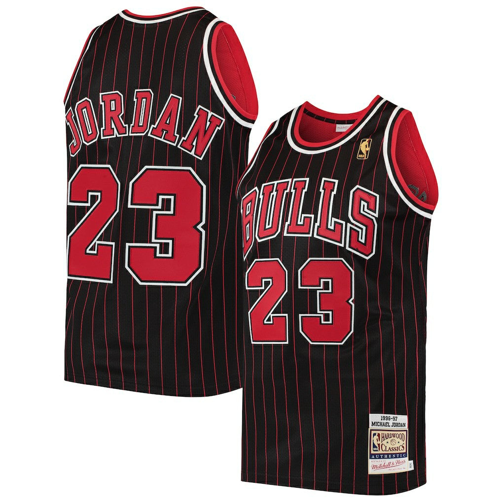 Michael Jordan Chicago Bulls 1996/97 Hardwood Classics Authentic Jersey Black - NBA