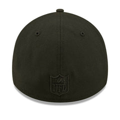 Atlanta Falcons New Era Black On Black Alternate Logo 39THIRTY Flex Hat | NFL