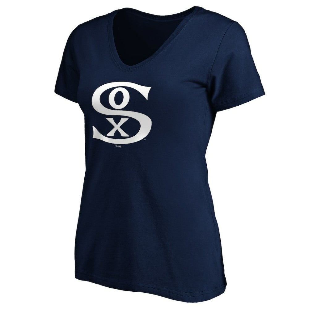 Chicago White Sox Women's Cooperstown Collection Huntington Logo V-Neck T-Shirt - MLB