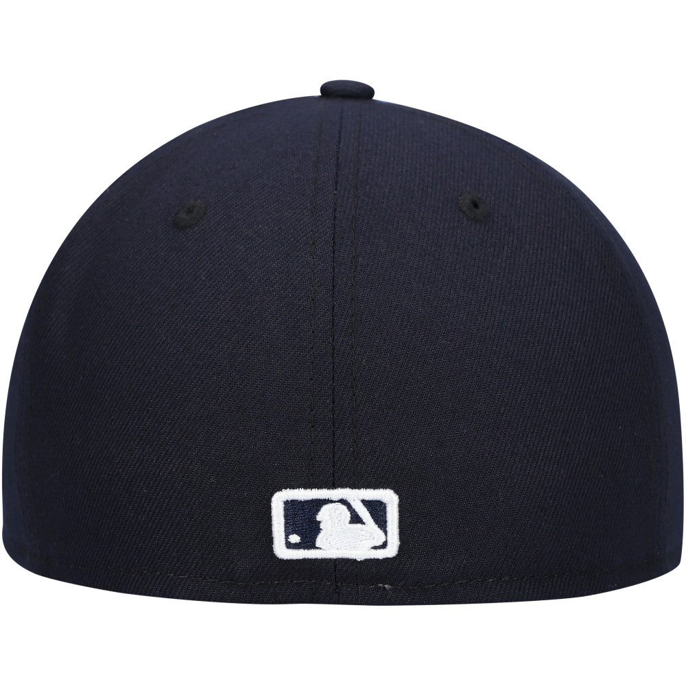 Milwaukee Brewers New Era White Logo 59FIFTY Fitted Hat - MLB