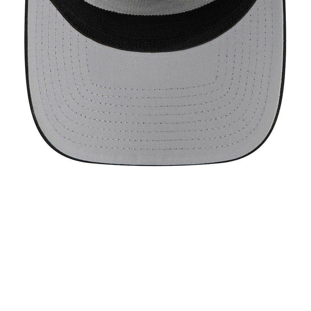 Atlanta Falcons New Era Flawless Stripe 39THIRTY Flex Hat Black | NFL