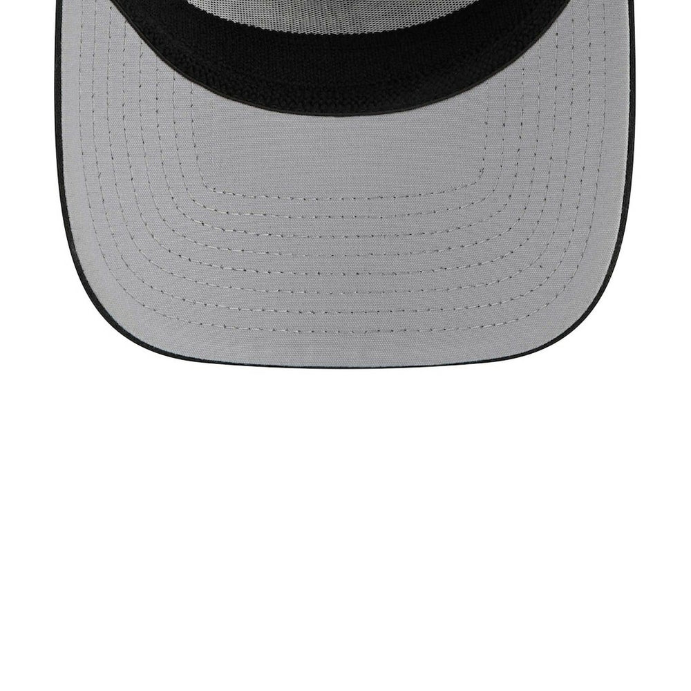 Atlanta Falcons New Era Flawless Stripe 39THIRTY Flex Hat Black | NFL