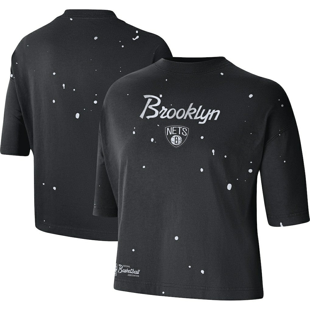 Brooklyn Nets Women's Courtside Splatter Cropped T-Shirt Black - NBA