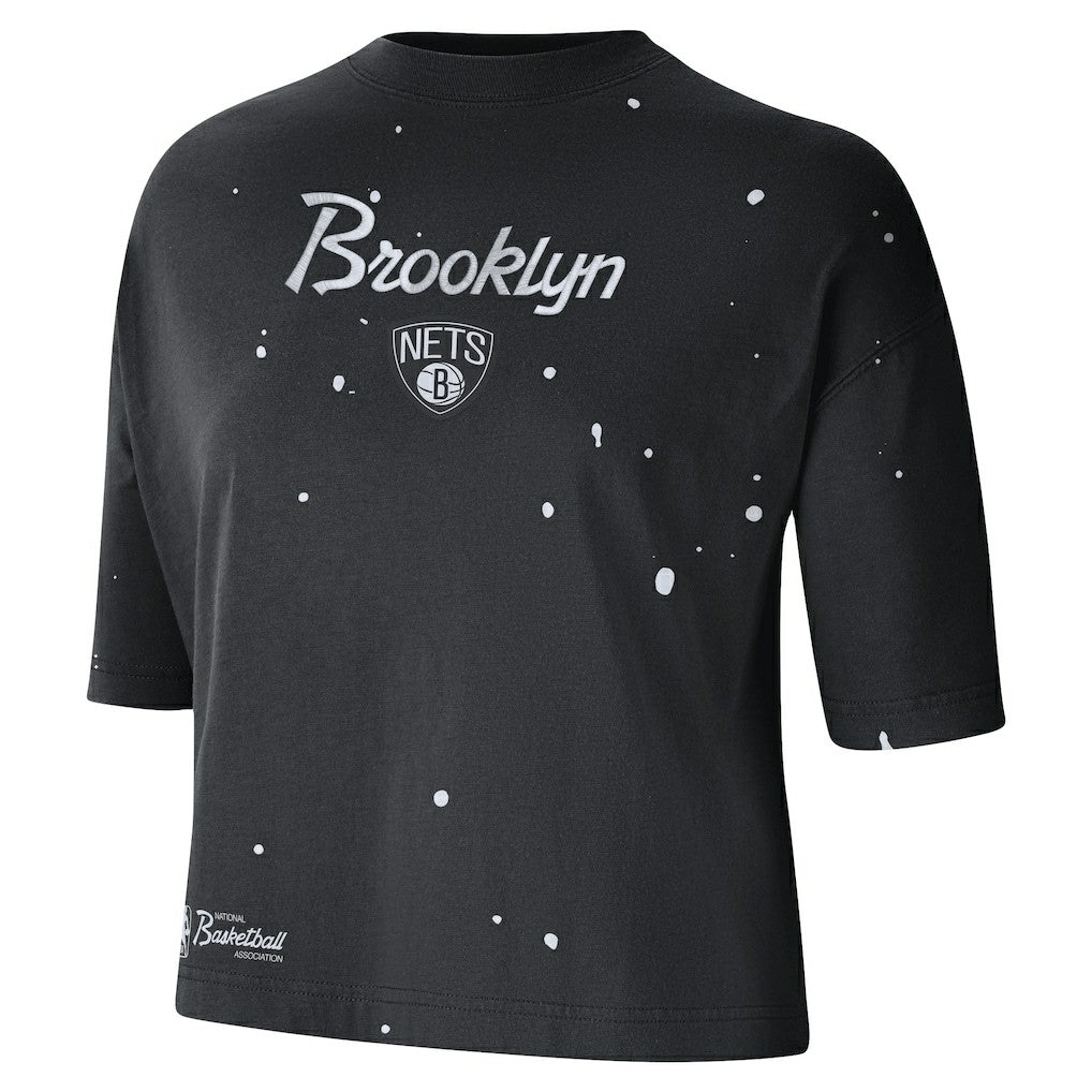 Brooklyn Nets Women's Courtside Splatter Cropped T-Shirt Black - NBA