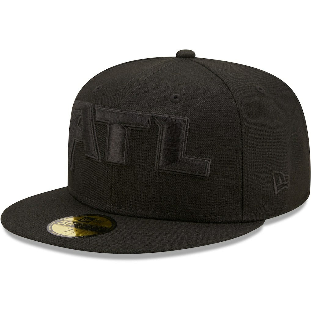 Atlanta Falcons New Era Team Black on Black Alternate 59FIFTY Fitted Hat | NFL