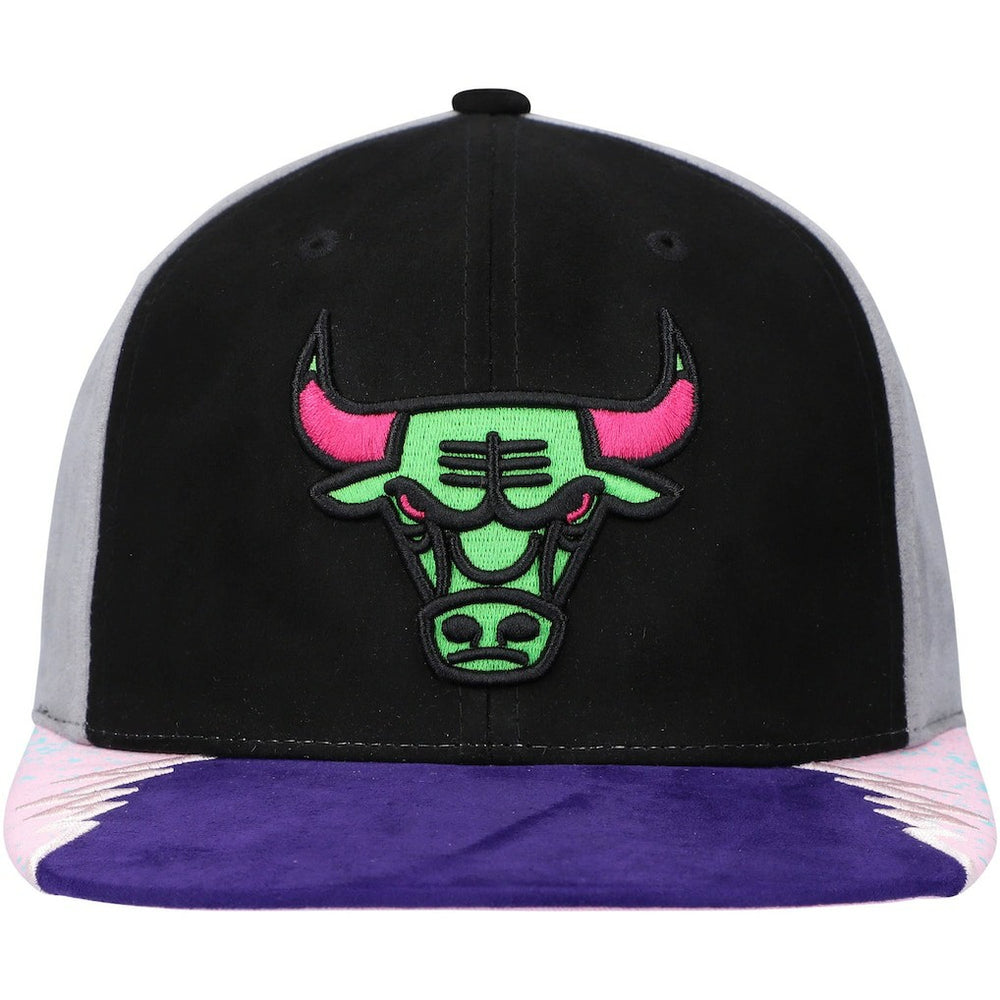 Chicago Bulls Day 5 Snapback Hat Black/Pink - NBA