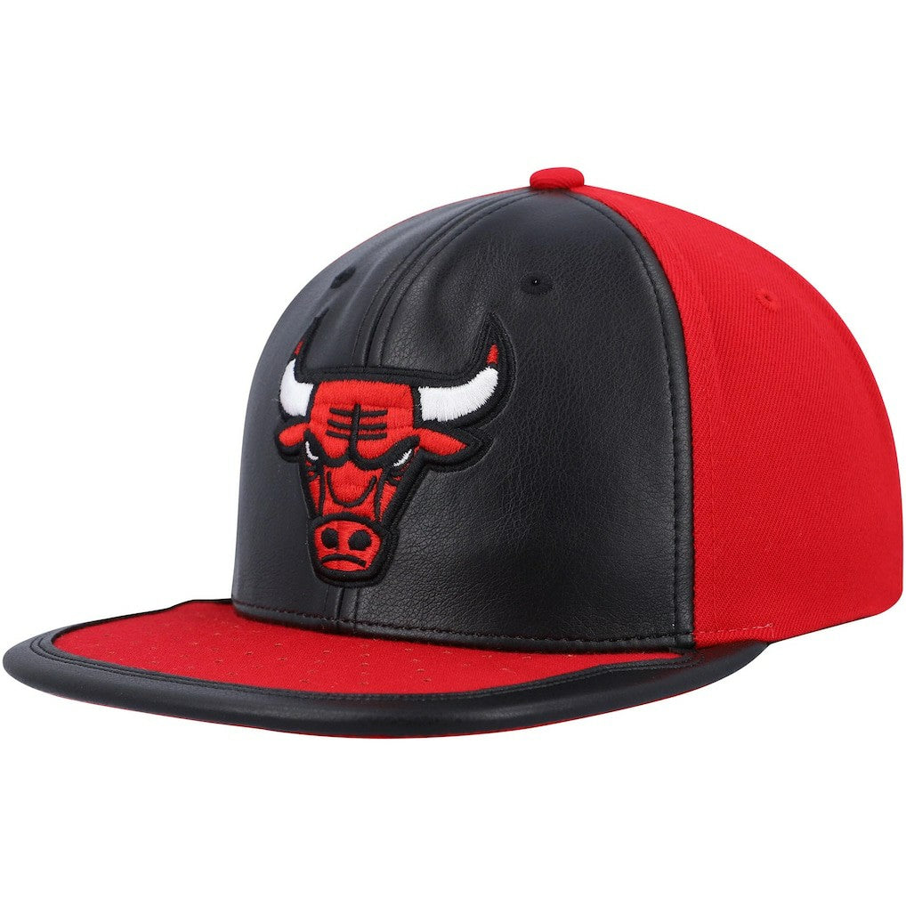 Chicago Bulls Day One Snapback Hat Black/Red - NBA