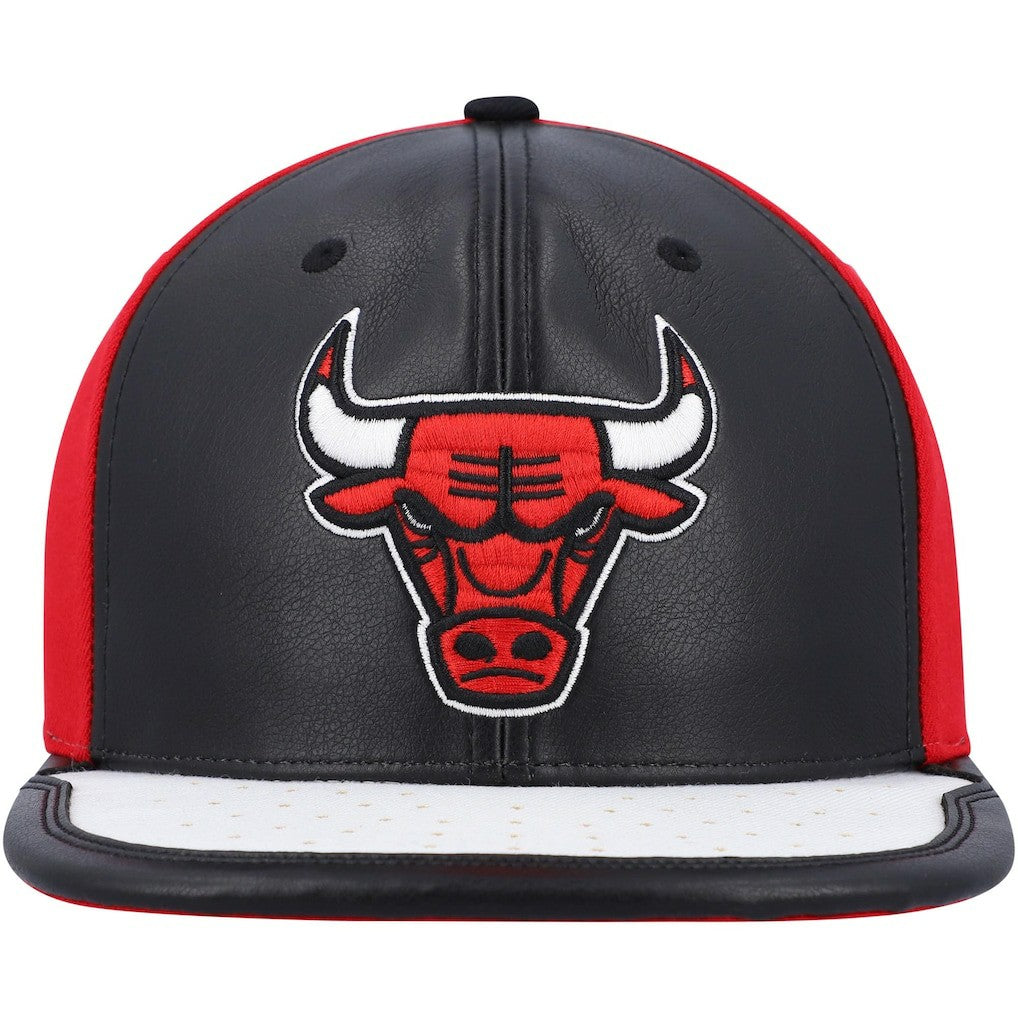 Chicago Bulls Day One Snapback Hat Black/White - NBA