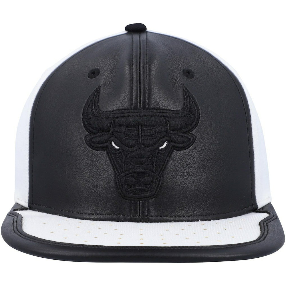 Chicago Bulls NBA Day One Snapback Hat Black/White - NBA