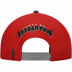 Tampa Bay Buccaneers Pro Standard 2Tone Snapback Hat Red/Pewter | NFL