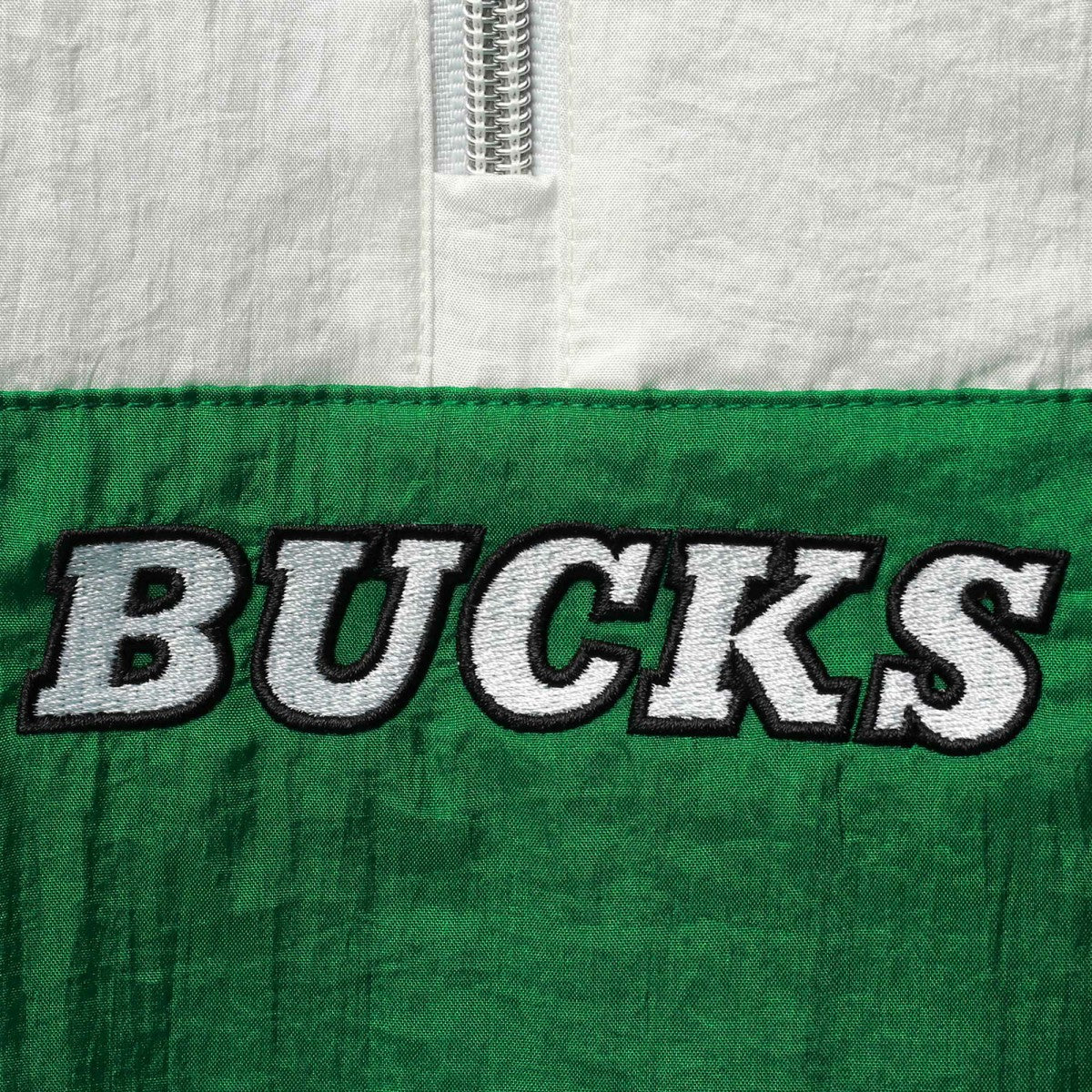 Milwaukee Bucks Women's Half-Zip Windbreaker 2.0 Hoodie Green - NBA
