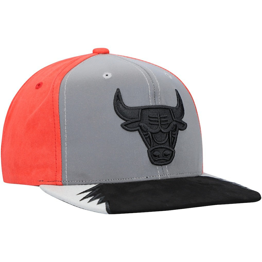 Chicago Bulls Day 5 Snapback Hat Gray/Red - NBA