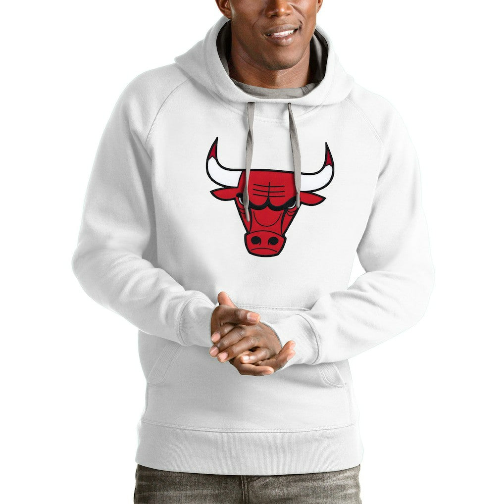 Chicago Bulls Antigua Logo Victory Pullover Hoodie White - NBA