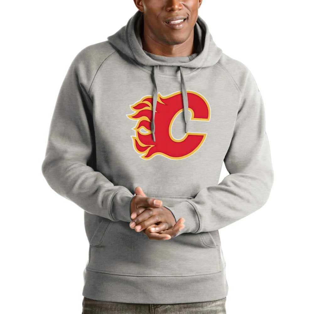 Calgary Flames Antigua Logo Victory Pullover Hoodie - Heathered Gray - NHL