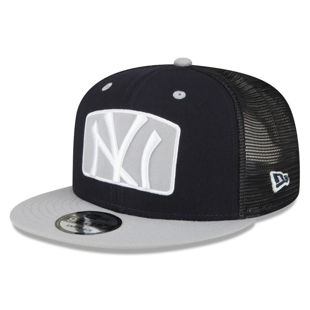 New York Yankees New Era Logo Zoom Trucker 9FIFTY Snapback Hat - MLB