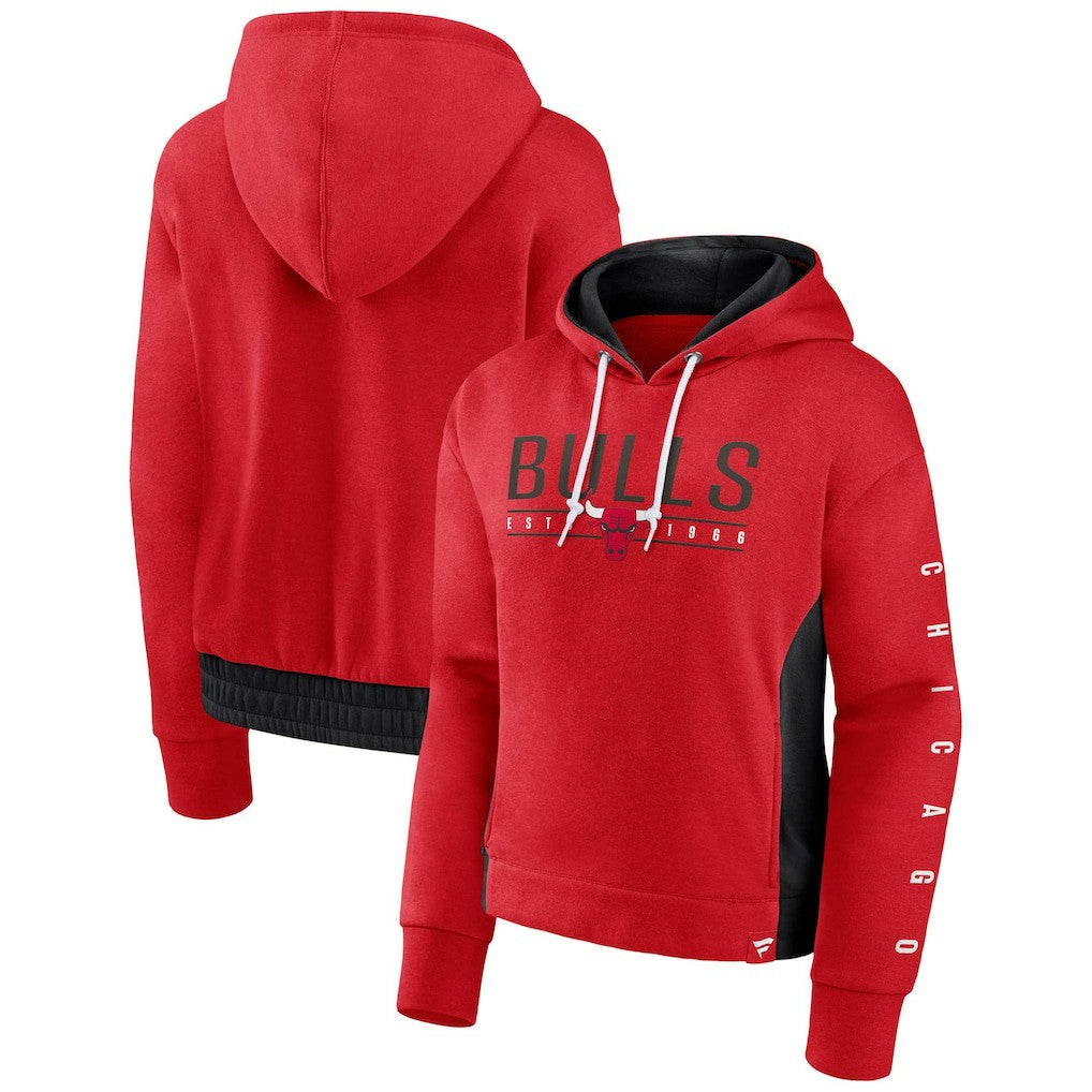 Chicago Bulls Women's Iconic Halftime Colorblock Pullover Hoodie Red - NBA