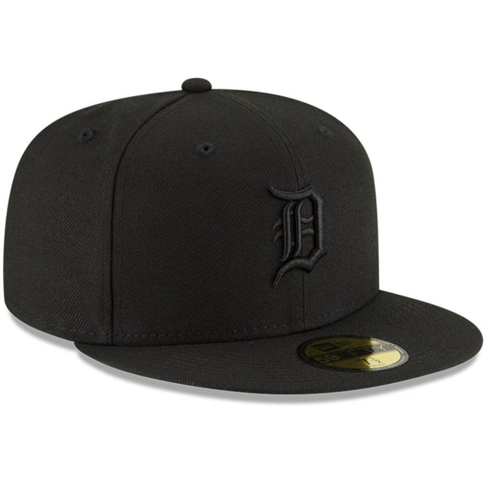 Detroit Tigers New Era Black on Black 59FIFTY Fitted Hat Hats - MLB