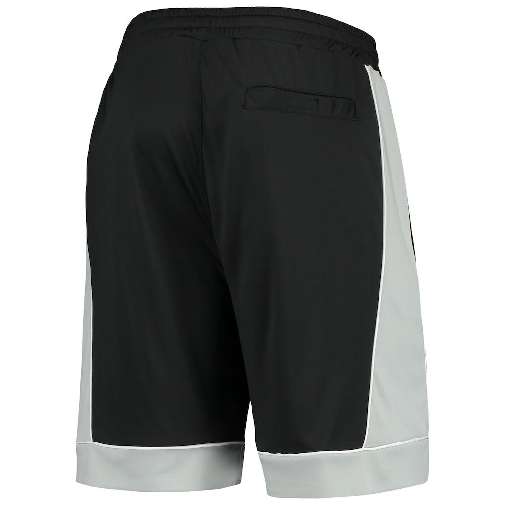 Las Vegas Raiders Starter Fan Favorite Fashion Shorts Black/Silver | NFL
