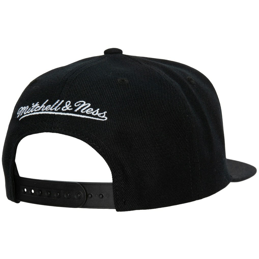 Cleveland Cavaliers Hardwood Classics Script 2.0 Snapback Hat Black - NBA