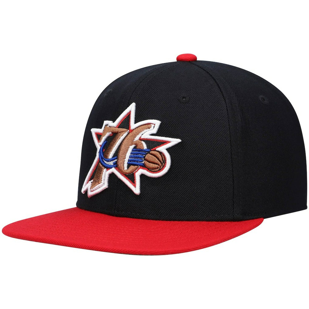Philadelphia 76ers Hardwood Classics Team Two-Tone 2.0 Snapback Hat Black/Red - NBA