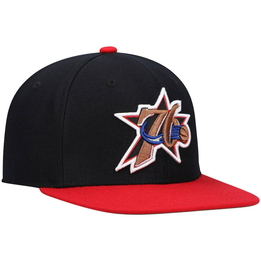 Philadelphia 76ers Hardwood Classics Team Two-Tone 2.0 Snapback Hat Black/Red - NBA