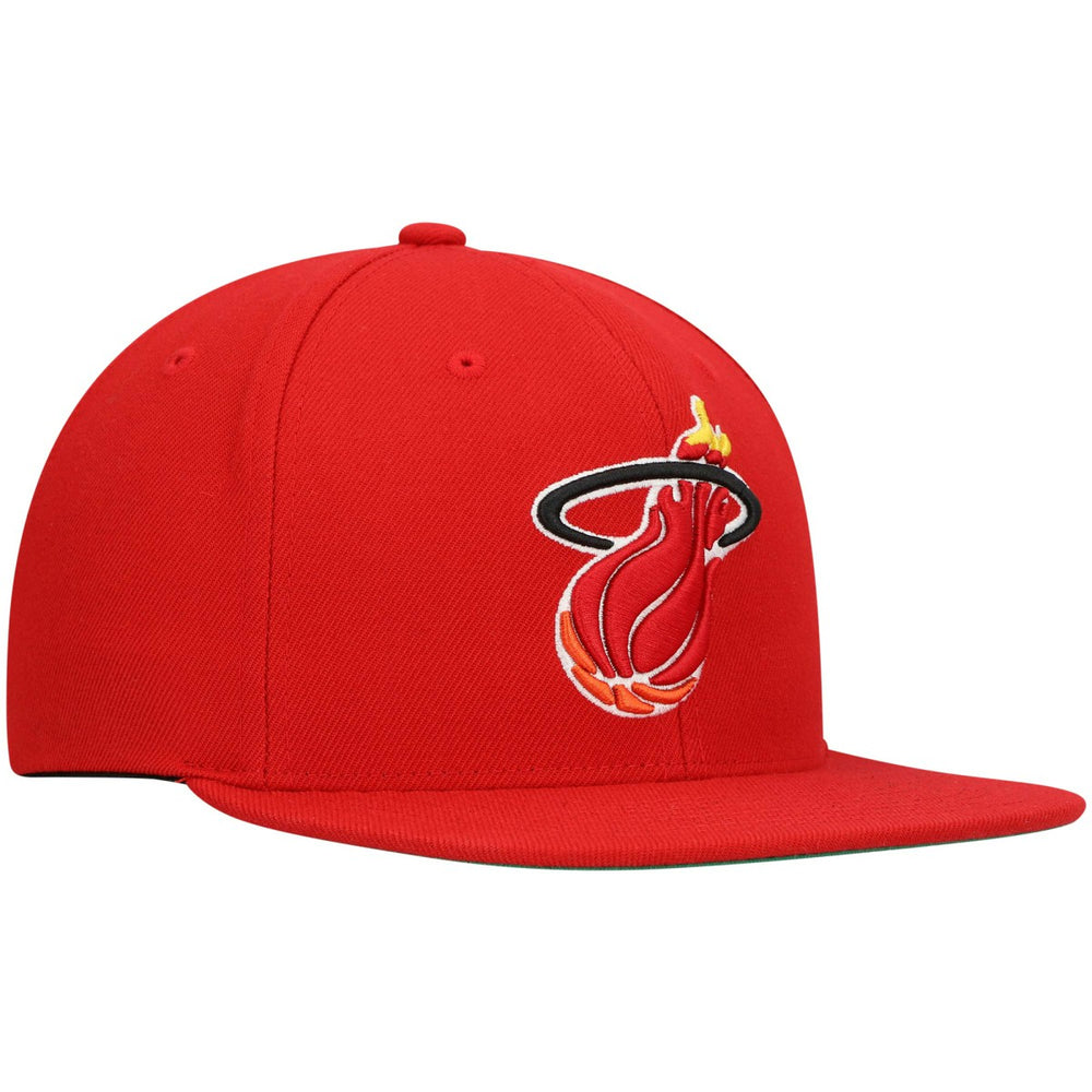 Miami Heat Hardwood Classics Team Ground 2.0 Snapback Hat Red - NBA