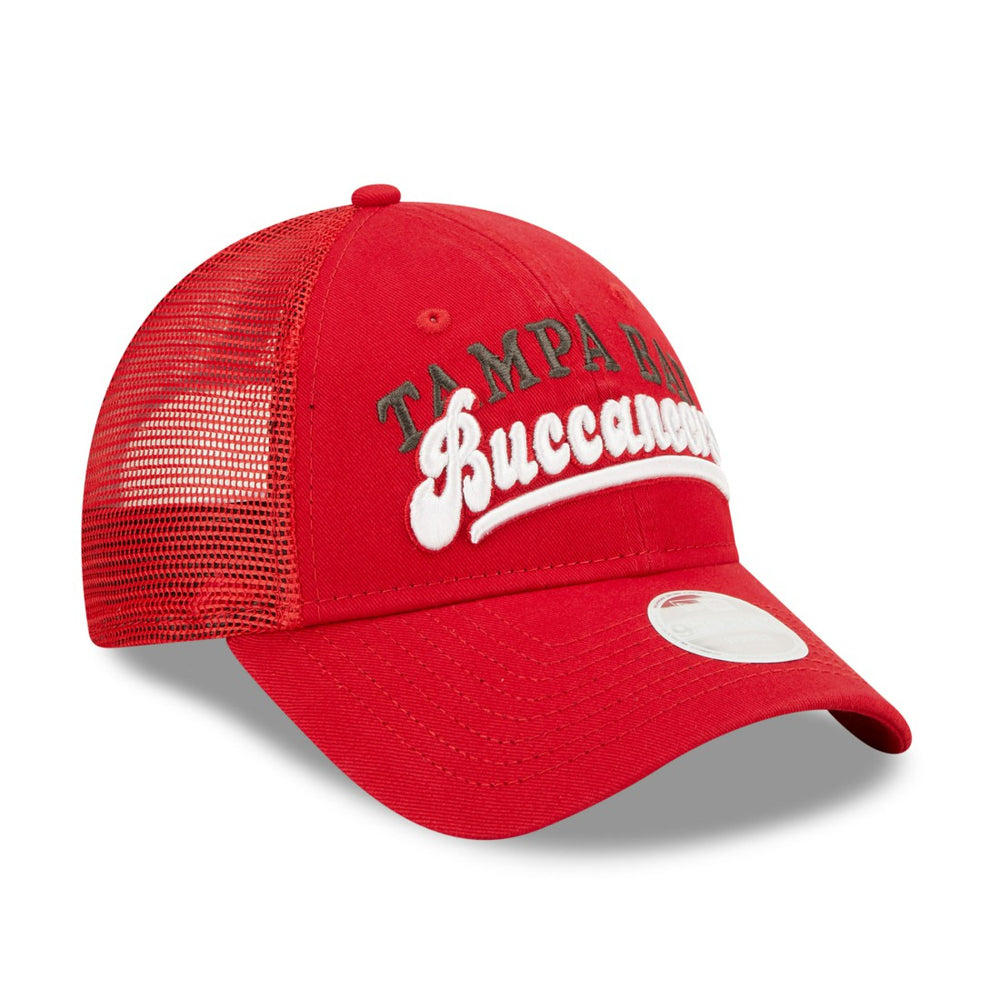 Tampa Bay Buccaneers New Era Women's Team Trucker 9FORTY Snapback Hat Red | NFL