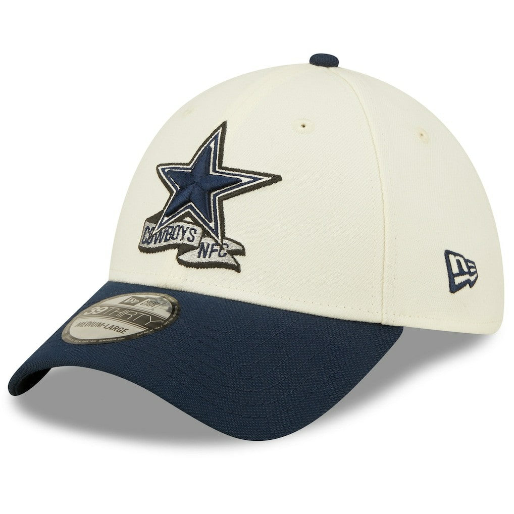 Dallas Cowboys New Era 2022 Sideline 39THIRTY 2-Tone Flex Hat Cream/Navy | NFL