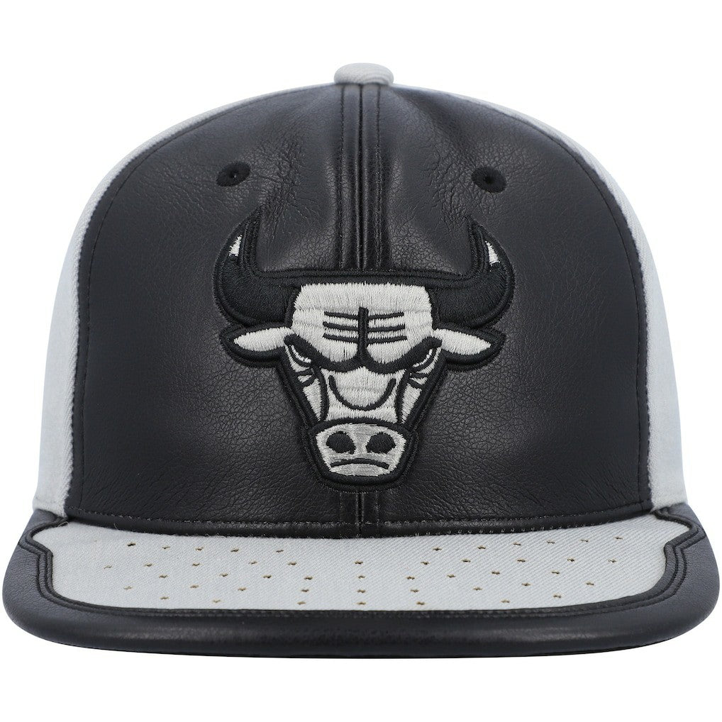 Chicago Bulls Day One Snapback Hat Black/Gray - NBA