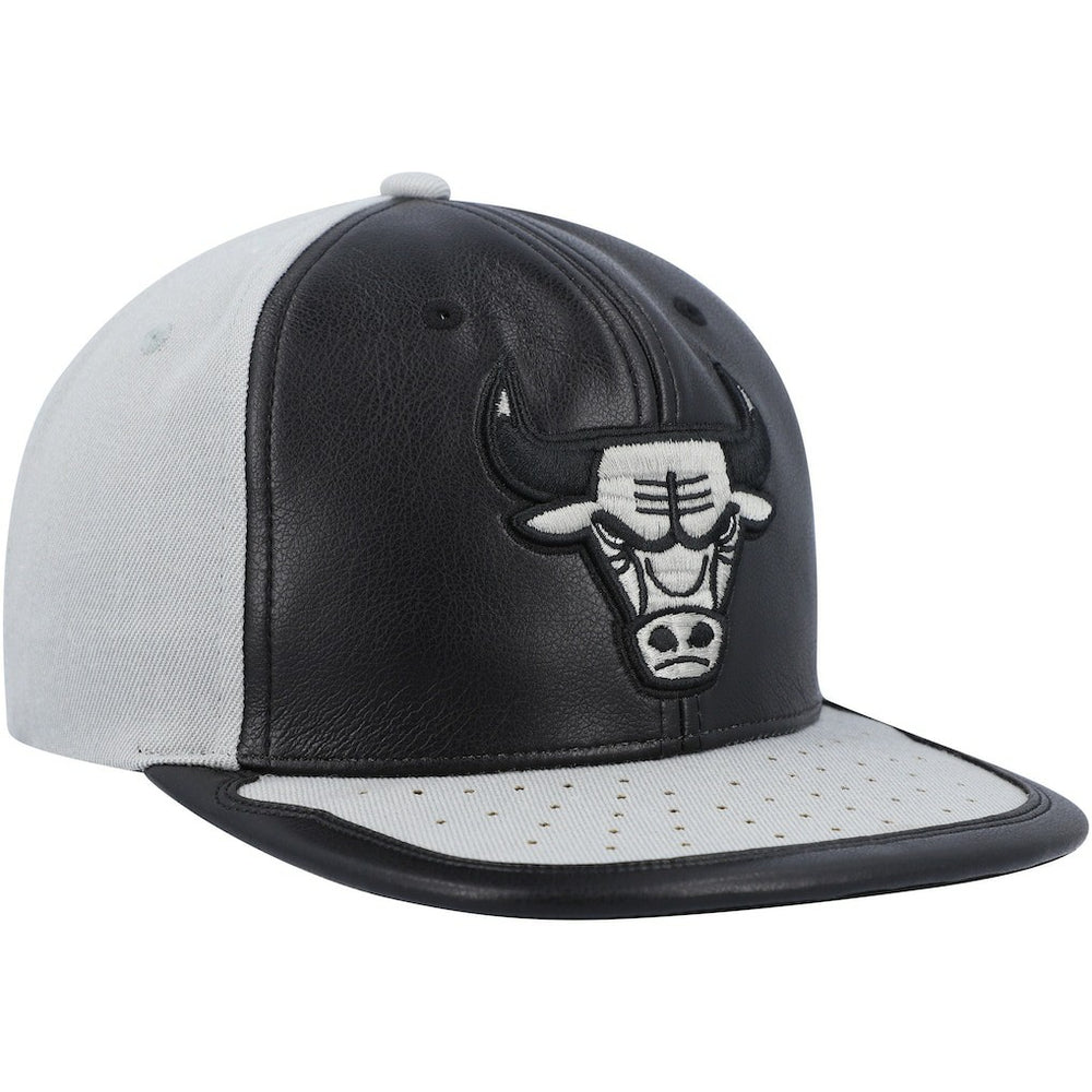 Chicago Bulls Day One Snapback Hat Black/Gray - NBA