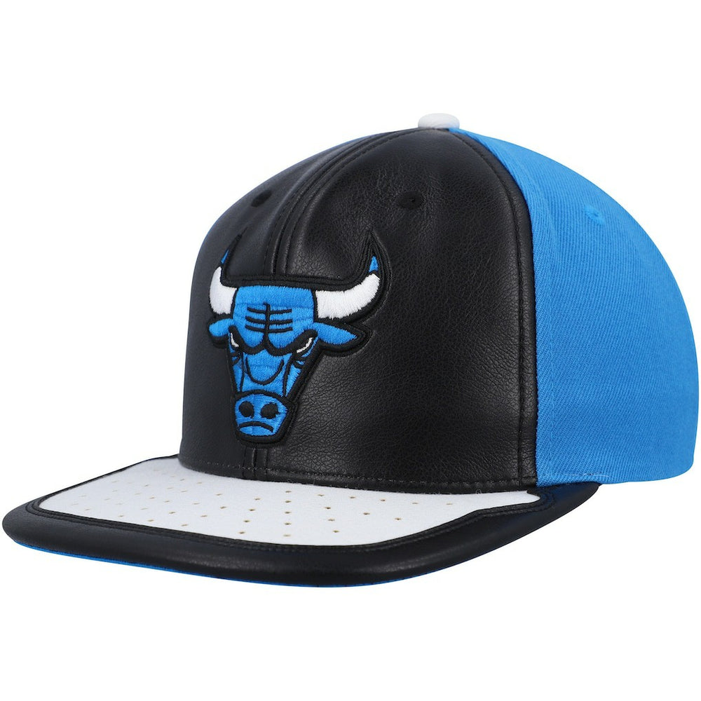 Chicago Bulls Day One Snapback Hat Black/White - NBA