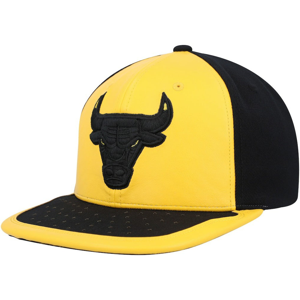 Chicago Bulls Day One Snapback Hat Yellow/Black - NBA