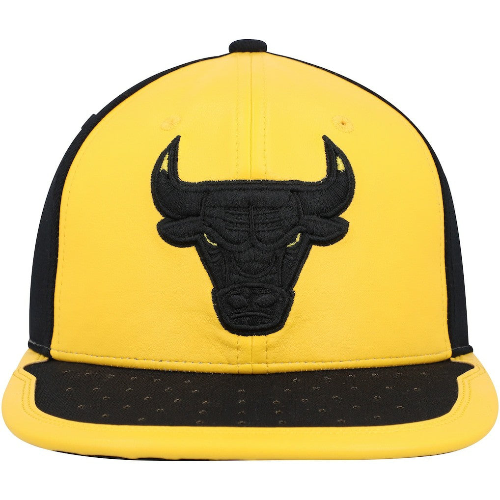 Chicago Bulls Day One Snapback Hat Yellow/Black - NBA