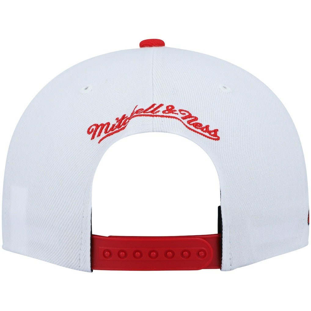 Chicago Bulls Hardwood Classics Snapback Hat White/Red - NBA