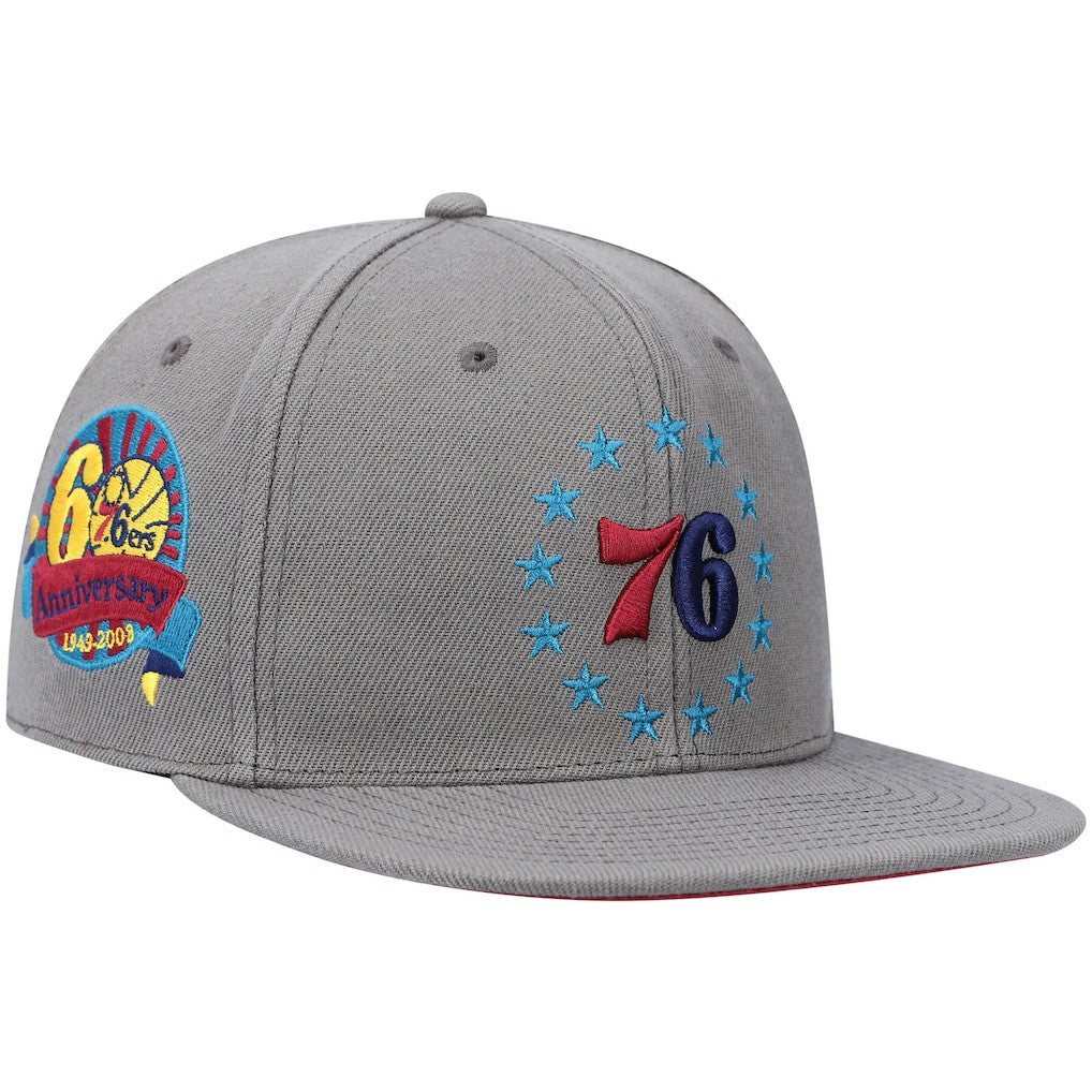 Philadelphia 76ers Hardwood Classics 60th Anniversary Carbon Cabernet Fitted Hat Charcoal - NBA