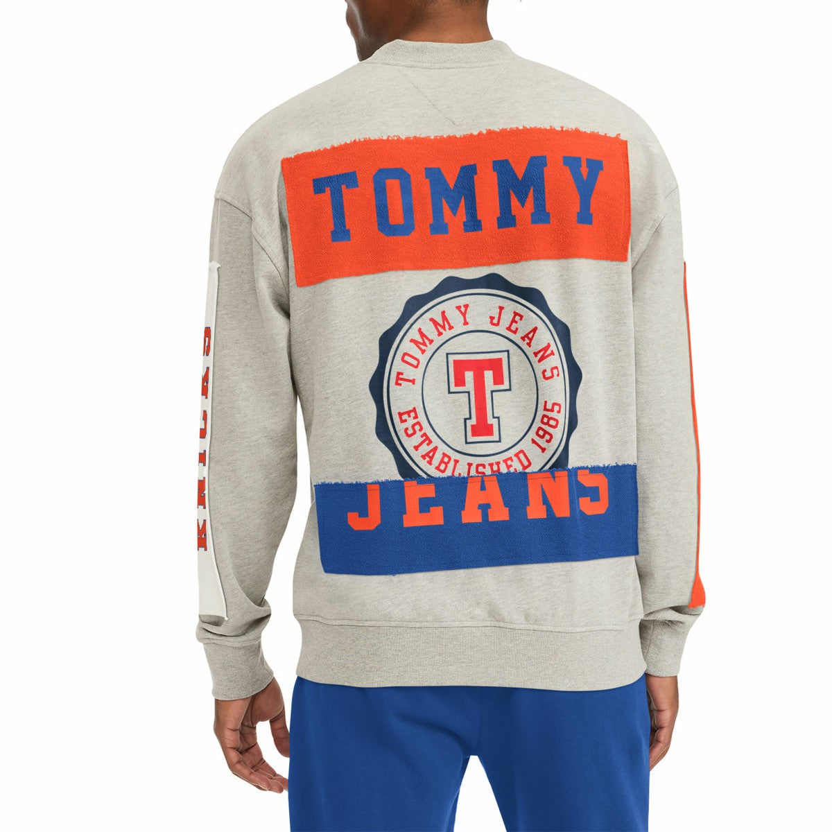New York Knicks Tommy Jeans James Patch Pullover Sweatshirt Gray - NBA