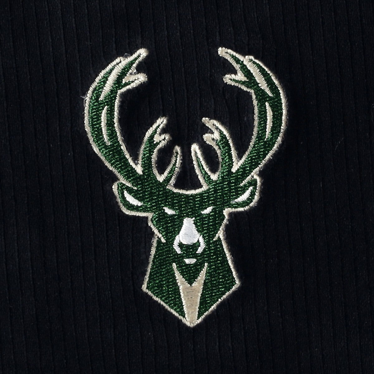 Milwaukee Bucks Touch Women's End Line Velour Pullover Hoodie Black - NBA